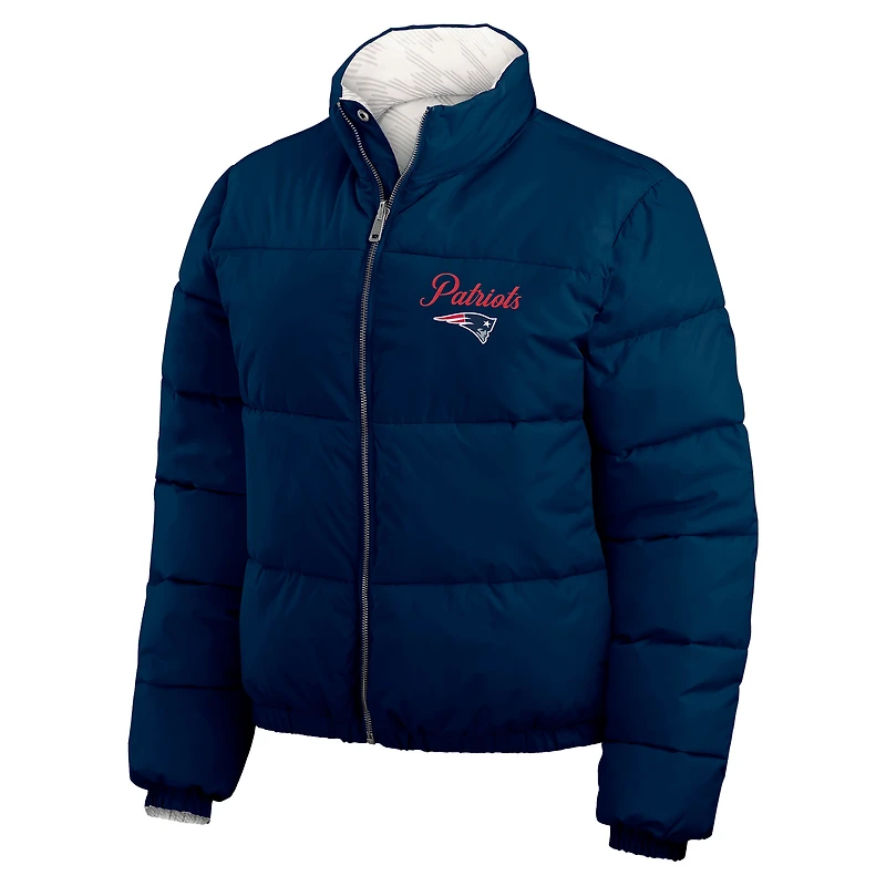 Women's WEAR by Erin Andrews  Navy/White New England Patriots Reversible Cropped Full-Zip Puffer Jacket