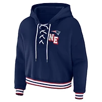 Sweat à capuche lacets bleu marine New England Patriots pour femme par Erin Andrews