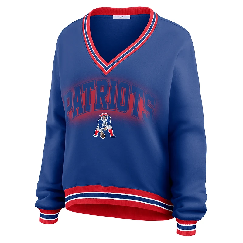 Sweat-shirt oversize à manches longues et col en V bleu marine New England Patriots pour femme WEAR by Erin Andrews
