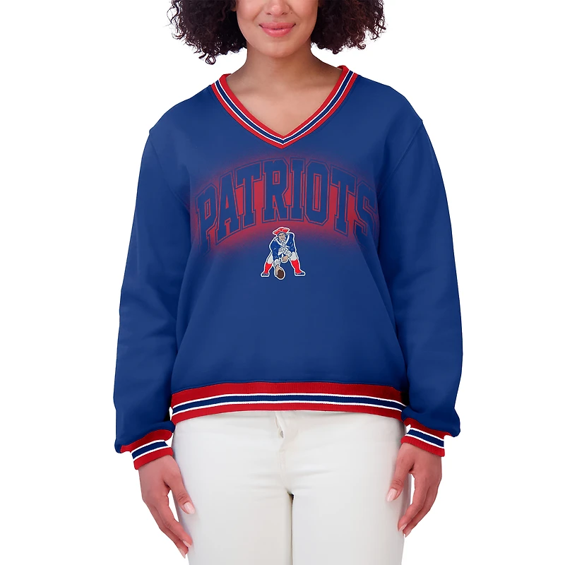 Sweat-shirt oversize à manches longues et col en V bleu marine New England Patriots pour femme WEAR by Erin Andrews