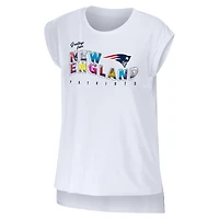 Women's WEAR by Erin Andrews White New England Patriots Greetings From Muscle T-Shirt