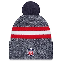 Bonnet en tricot à revers Sideline New Era New England Patriots 2023 bleu marine avec pompon pour jeune