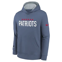 Sweat à capuche Nike Storm Blue New England Patriots 2025 Rivalries Collection Club pour jeunes