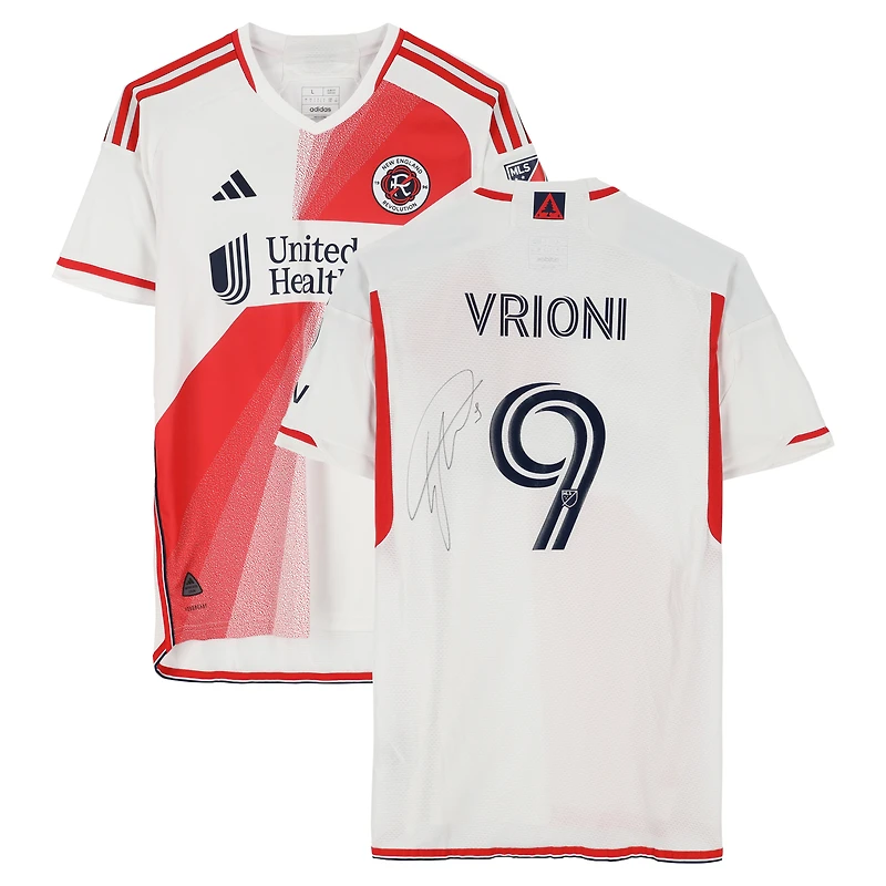 Maillot adidas blanc dédicacé par Giacomo Vrioni des New England Revolution, numéro 9, utilisé lors du match, saison 2024 de la MLS - Taille L