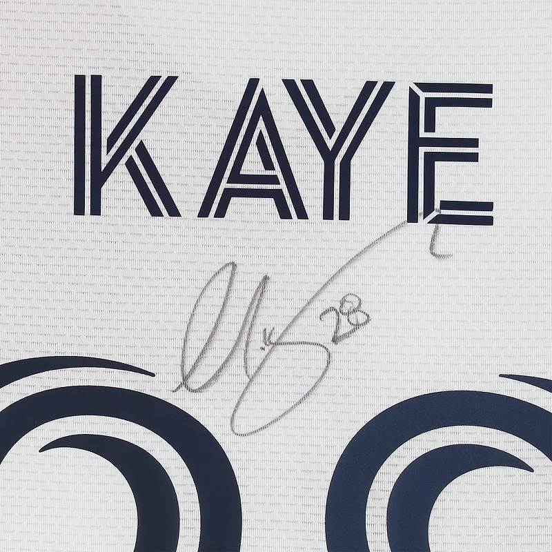 Maillot adidas blanc dédicacé par Mark-Anthony Kaye des New England Revolution, numéro 28, utilisé lors du match, saison 2024 de la MLS - Taille M