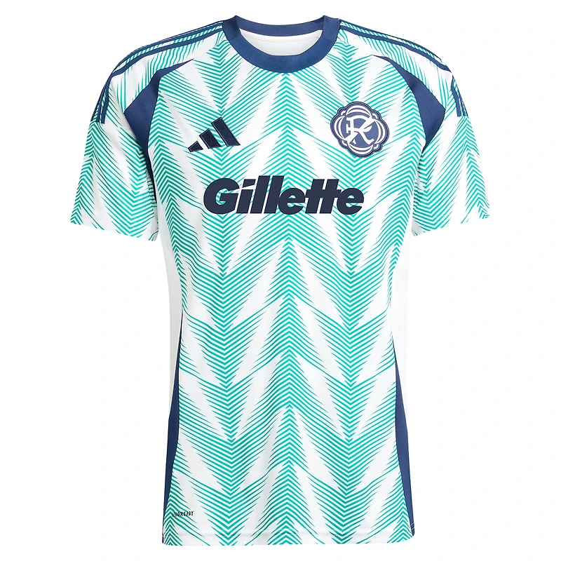 Maillot réplique adidas Dor Turgeman blanc New England Revolution 2025 Eastern White Pine X Drapeau de la Nouvelle-Angleterre pour homme