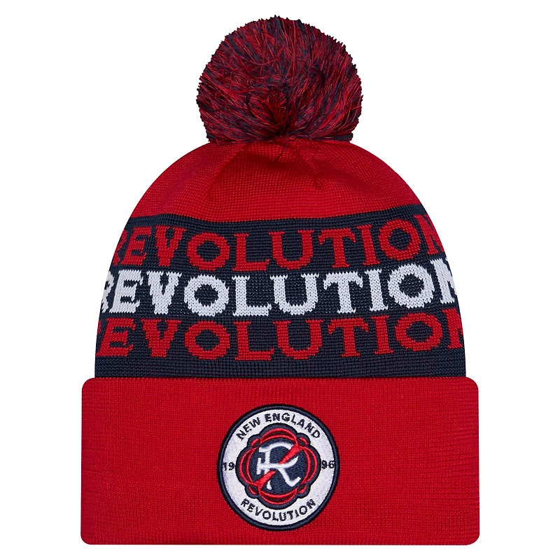 Bonnet New Era rouge New England Revolution 2026 pour homme, à revers crocheté et pompon