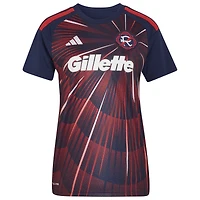 Maillot réplique adidas Luca Langoni bleu New England Revolution 2026 Independence Day pour femme