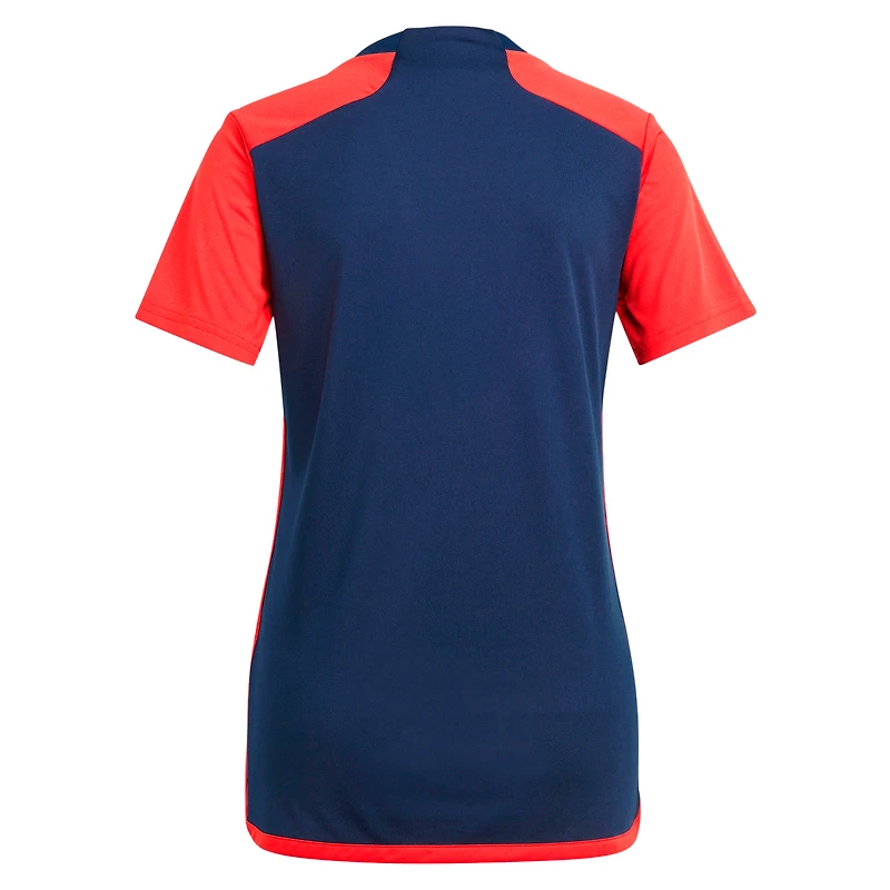 Maillot adidas New England Revolution 2024 Boston Tea Party Replica pour femme, bleu marine