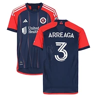 Maillot adidas bleu marine dédicacé Xavier Arreaga des New England Revolution, numéro 3, utilisé lors du match, saison 2024 de la MLS - Taille M