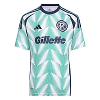 Maillot de joueur réplique adidas Tomás Chancalay blanc New England Revolution 2025 Eastern White Pine x Flag of pour jeunes