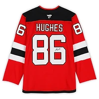Maillot premium dédicacé par Jack Hughes des Devils du New Jersey, Red Fanatics