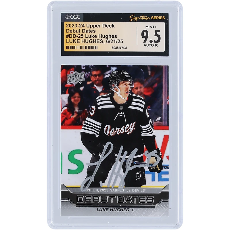 Carte de recrue autographiée de Luke Hughes (New Jersey Devils), série 1 Upper Deck 2023-24, dates de début, n° DD-25, authentifiée par CGC Fanatics Witnessed, note 9,5/10