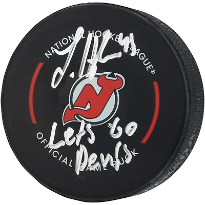 V106832 Devils Luke Hughes New Jersey Devils Rondelle de match officielle autographiée avec inscription « Lets Go Devils » 43 Luke Hughes AUT HOCKEY PUCK 45834 AUTEQPPUC PUCKHU0144