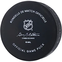Rondelle de match officielle autographiée par Luke Hughes des Devils du New Jersey