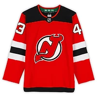 Maillot premium dédicacé des New Jersey Devils par Luke Hughes, Red Fanatics