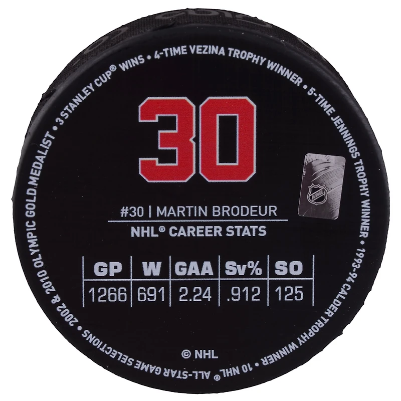 Martin Brodeur New Jersey Devils Unsigned 2018 Hall of Fame Hockey Puck - Édition limitée de 2018