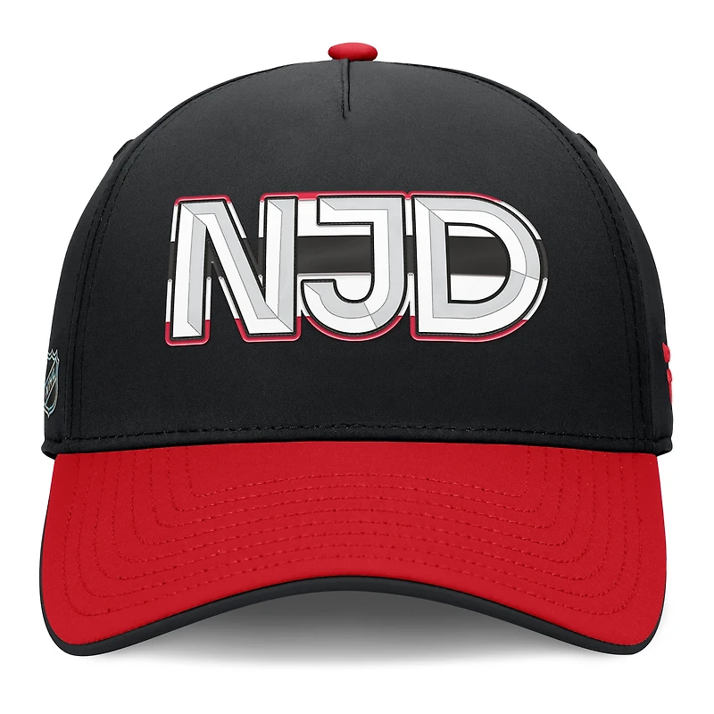 Casquette Fanatics noire/rouge pour homme, Authentic Pro Rink Team Code Flex des Devils du New Jersey