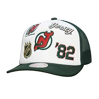 Casquette ajustable Mitchell & Ness blanche/verte pour homme, motif New Jersey Devils Gridlock Trucker