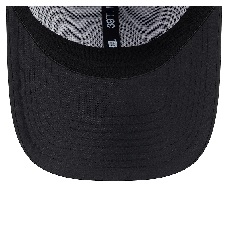 Men's New Era  Black Jersey Devils Blackout 39THIRTY Flex Fit Hat