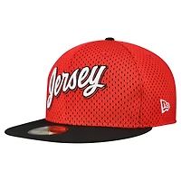 Casquette ajustée bicolore 59FIFTY New Era rouge/noir pour homme, motif Jersey Devils, avec couronne en maille
