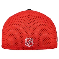 Casquette ajustée bicolore 59FIFTY New Era rouge/noir pour homme, motif Jersey Devils, avec couronne en maille