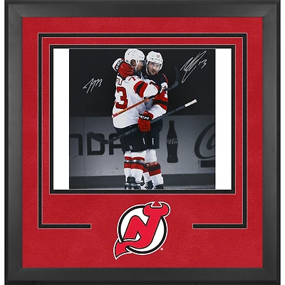 Nico Hischier et Tyler Toffoli, photo encadrée de luxe autographiée des Devils du New Jersey, 16" x 20"