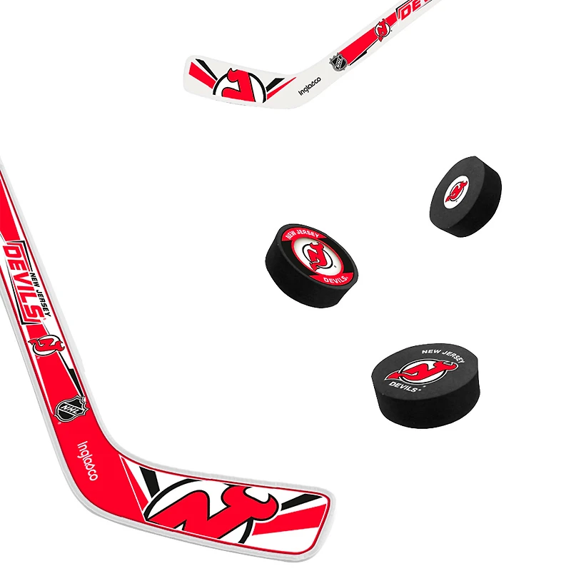 The Sports Vault Ensemble de huit mini bâtons de hockey et rondelles en mousse des Devils du New Jersey