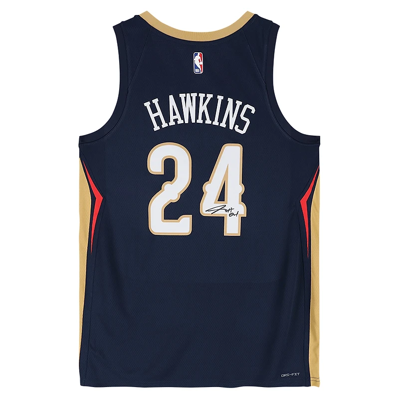Maillot Swingman Nike Icon Edition bleu marine dédicacé par Jordan Hawkins des New Orleans Pelicans
