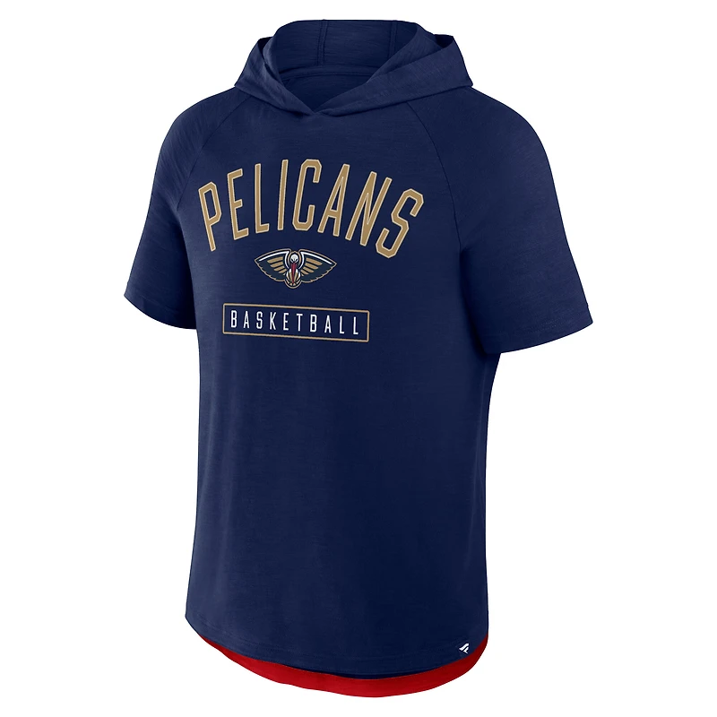 T-shirt à capuche raglan bleu marine pour homme, motif New Orleans Pelicans Pass Legend