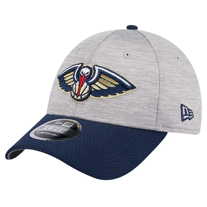Men's New Era Heather Gray/Navy New Orleans Pelicans Active Digi-Tech Two-Tone 9FORTY Adjustable Hat