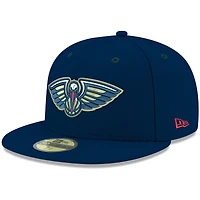 Casquette ajustée New Era 59FIFTY pour homme, bleu marine, couleurs officielles des Pelicans de La Nouvelle-Orléans