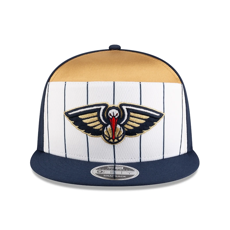 Men's New Era White/Navy New Orleans Pelicans 2025 NBA Tip Off Split Panel 9FIFTY Snapback Hat