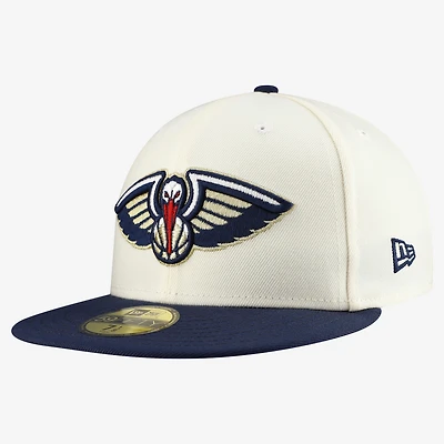 Casquette ajustée New Era 59FIFTY Chrome blanche et marine pour homme