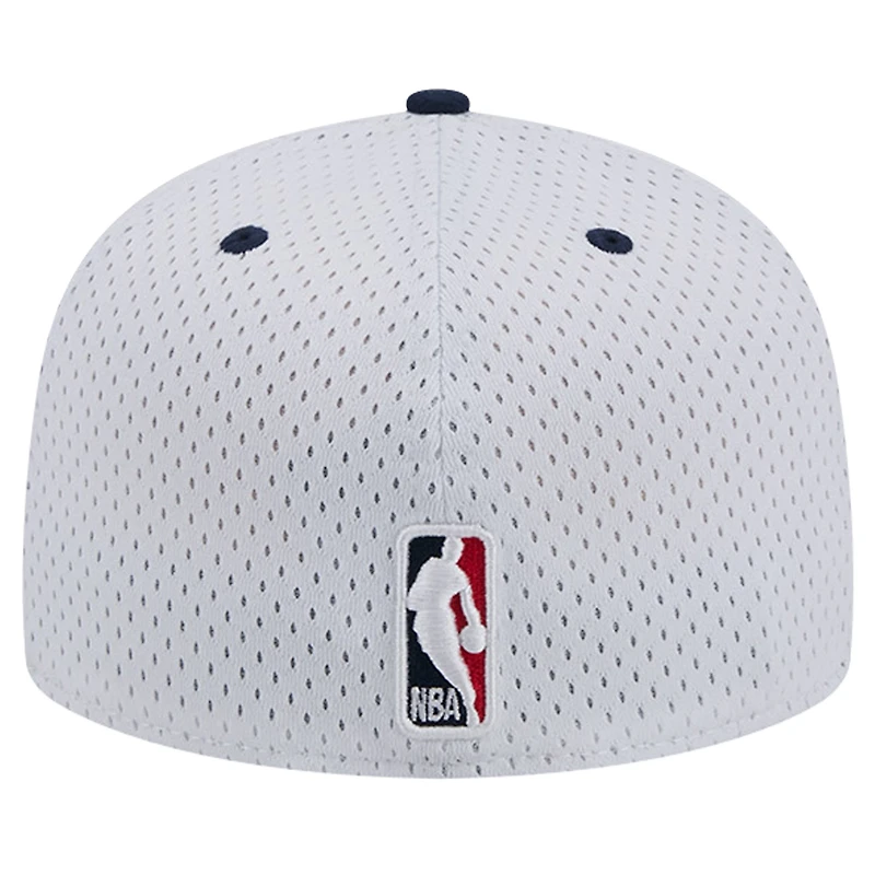 Casquette ajustée New Era Orleans Pelicans Throwback 2Tone 59FIFTY pour hommes, blanc/bleu marine