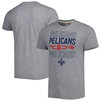 Hommage unisexe Heather Grey New Orleans Pelicans Hometown Hyper Local Tri-Blend T-Shirt