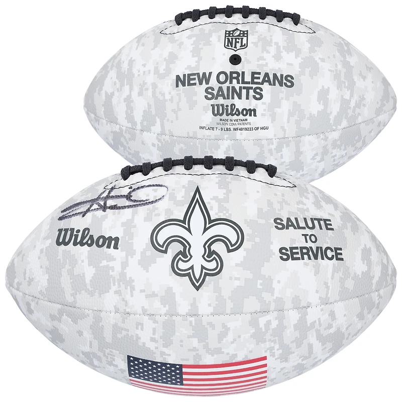 Alvin Kamara, Saints de la Nouvelle-Orléans, autographié 2024 Salute To Service Wilson Football