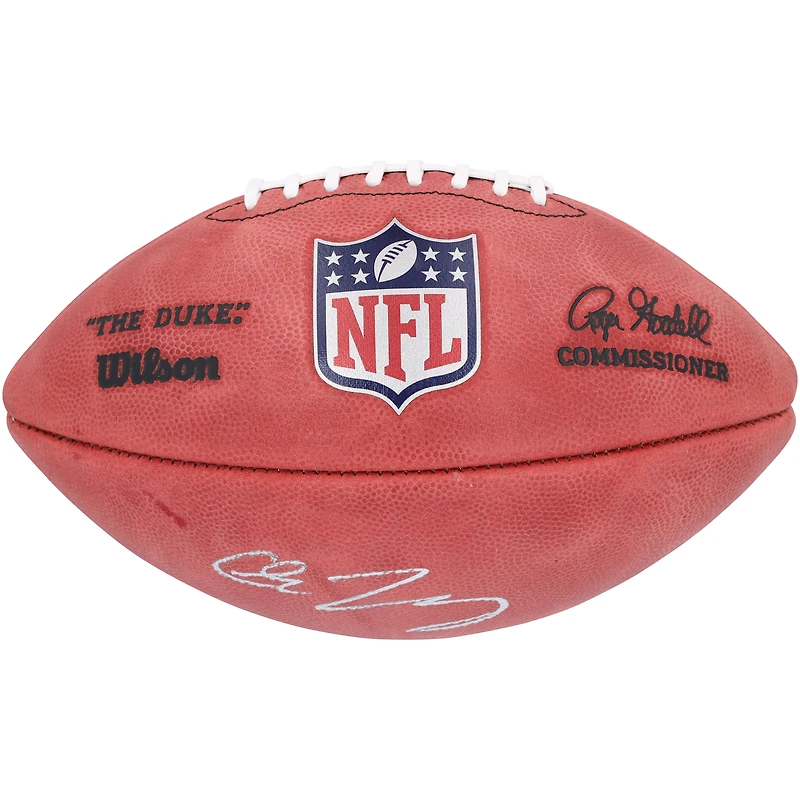 Ballon de football Wilson Duke autographié par Chase Young New Orleans Saints