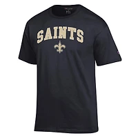 T-shirt noir Champion pour homme avec logo des Saints de la Nouvelle-Orléans.