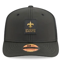 Men's New Era  Black New Orleans Saints 2025 Sideline 9SEVENTY Adjustable Trucker Hat