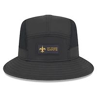 Bob New Era noir Orleans Saints 2025 Sideline pour homme