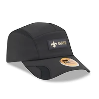 Men's New Era Black New Orleans Saints 2025 Sideline  Runner Adjustable Hat