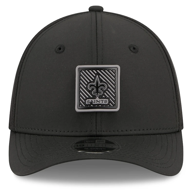 Casquette New Era Flex noire pour homme, Orleans Saints, camp d'entraînement NFL 2026, modèle 39THIRTY
