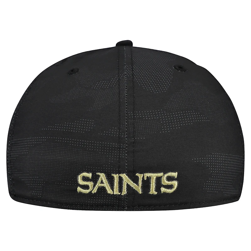 Casquette extensible New Era 39THIRTY noire à motif camouflage ton sur des Saints de la Nouvelle-Orléans pour homme