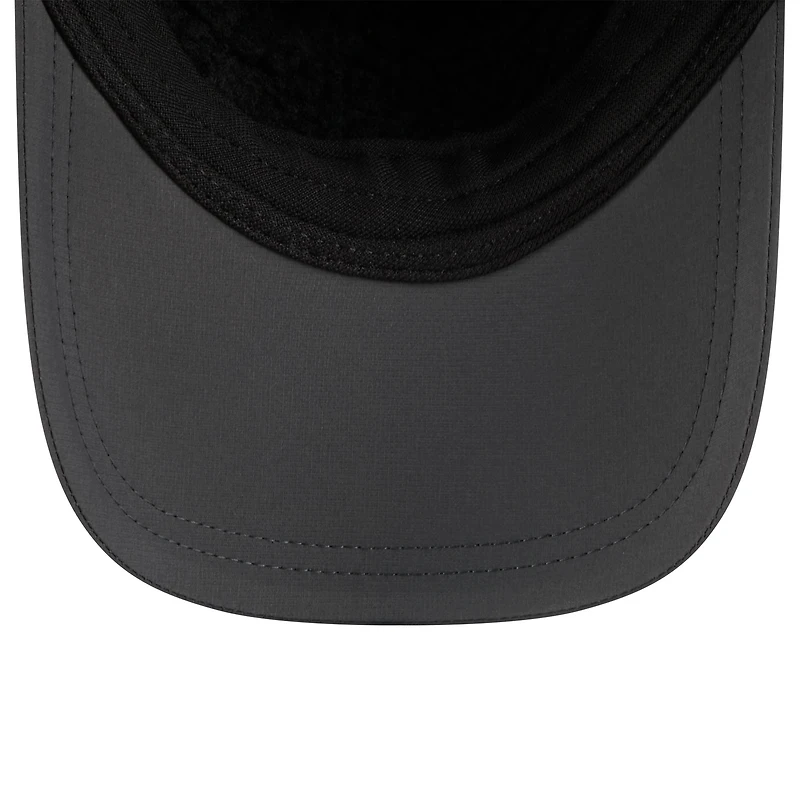 Casquette ajustable New Era anthracite New Orleans Saints 2025 Sideline Runner pour homme avec oreilles de chien