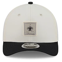 Casquette ajustable New Era crème/noire pour homme, modèle 9FORTY, New Orleans Saints, camp d'entraînement NFL 2026