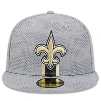 Casquette ajustée 59FIFTY New Orleans Saints 2024 Sideline Era pour homme, grise