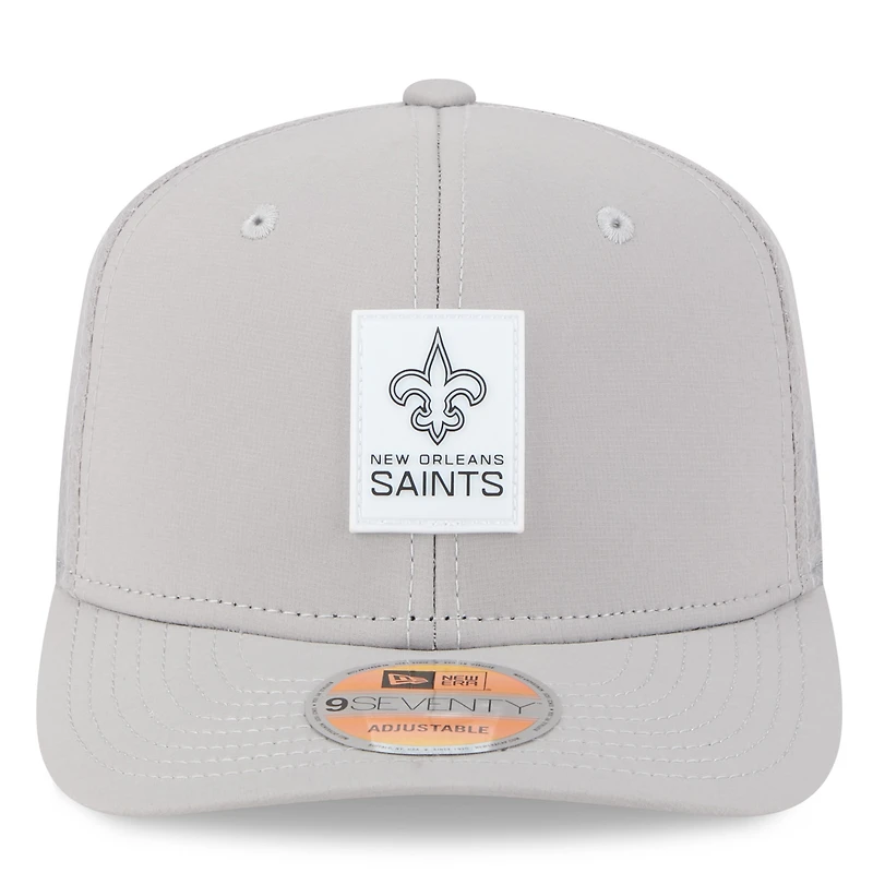 Men's New Era Gray New Orleans Saints 2025 Sideline  9SEVENTY Adjustable Trucker Hat