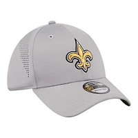 Men's New Era  Gray Orleans Saints Perforated 39THIRTY Flex Hat