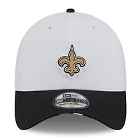Men's New Era  White/Black Orleans Saints 2025 NFL Training Camp 39THIRTY Flex Hat